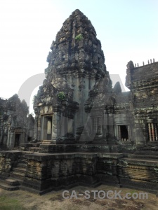 Buddhism banteay samre temple ruin stone step.