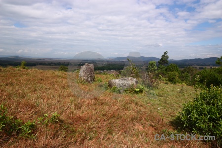 Cloud jar grass megalithic site 2.