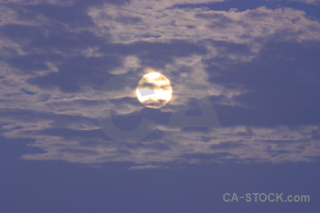 Cloud moon.