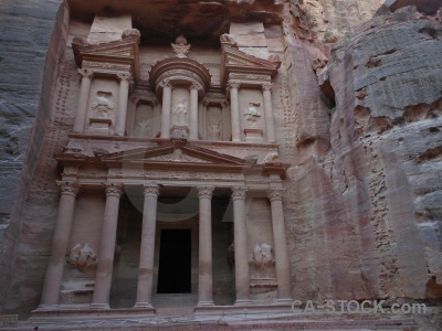 Jordan ancient column rock middle east.