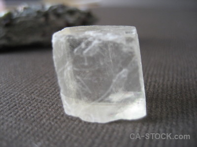 Object gray crystal.