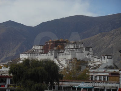 Palace tibet building altitude east asia.