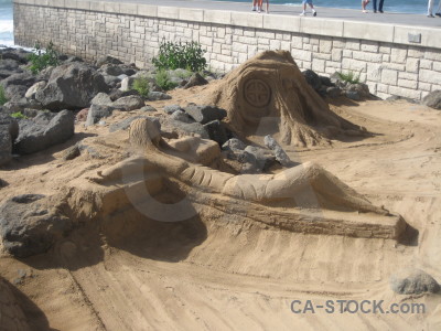 Sculpture dragon sand animal beach.