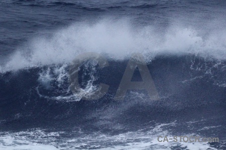 Sea drake passage antarctica cruise wave day 3.