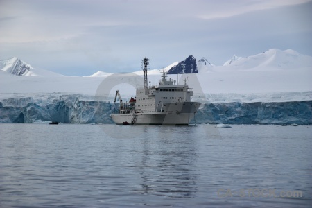 Ship antarctica cruise south pole sea bellingshausen.