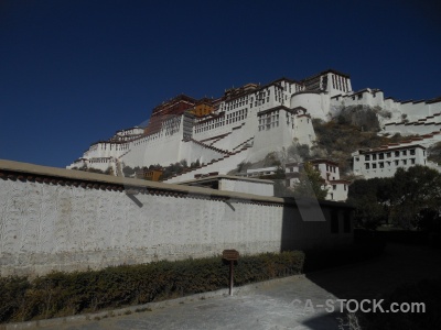 Sky building altitude lhasa monastery.