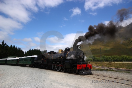 Train steam kingston flyer smoke carriage.