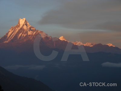 Trek valley asia nepal machapuchare.